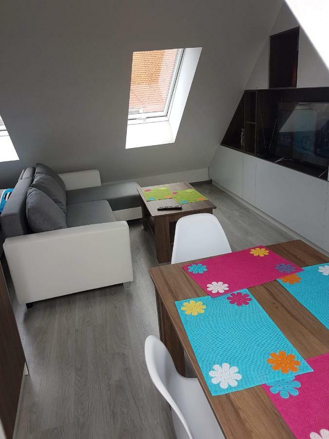 Centrum Apartman S- Dom Bardejov Luaran gambar